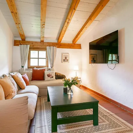 Apartment Family Hideout